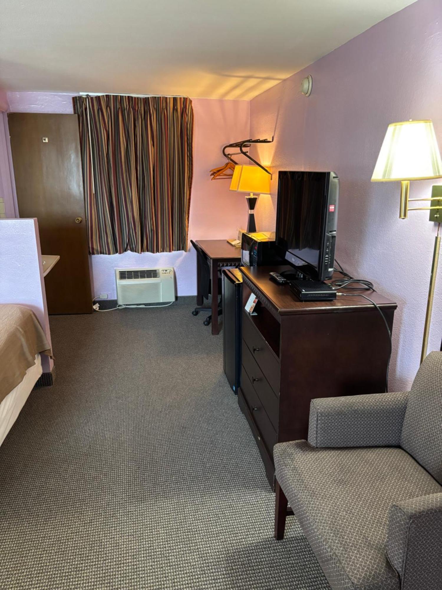 Budget Host Inn Съмърсет Екстериор снимка