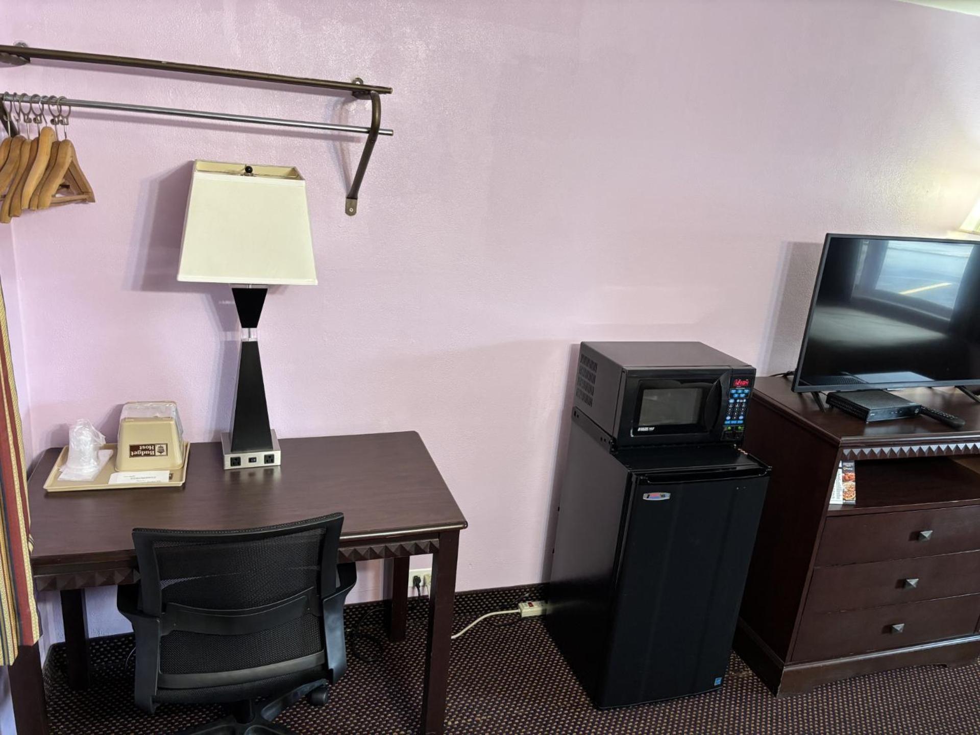 Budget Host Inn Съмърсет Екстериор снимка