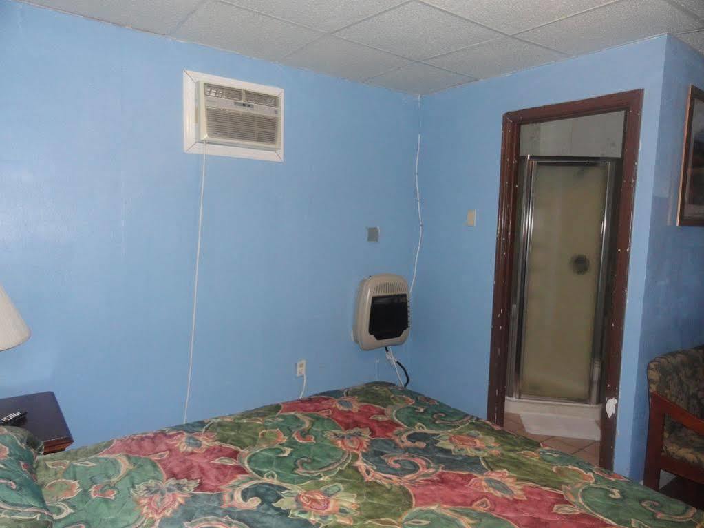 Budget Host Inn Съмърсет Екстериор снимка