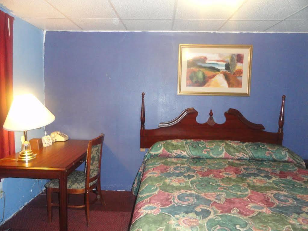 Budget Host Inn Съмърсет Екстериор снимка