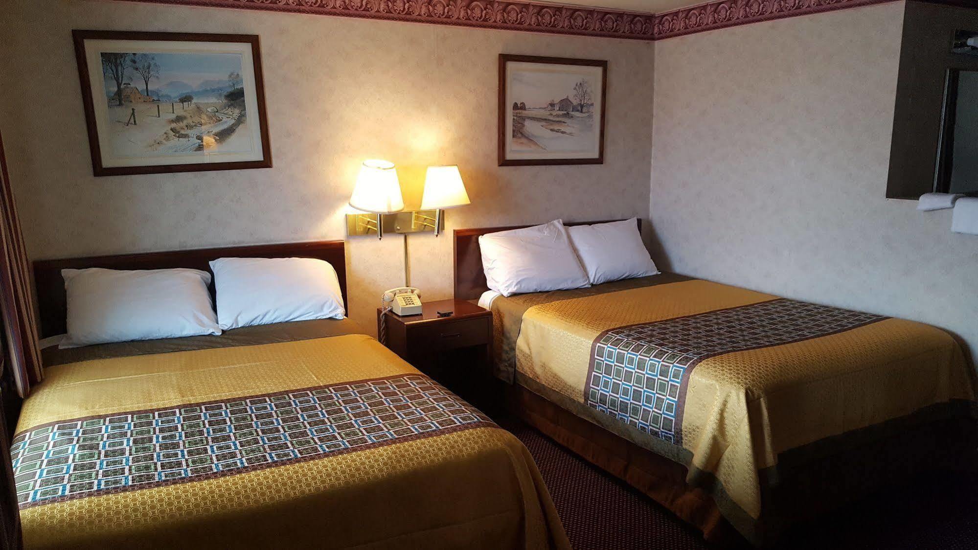 Budget Host Inn Съмърсет Екстериор снимка